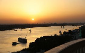 Maadi, Direct Nile River View From All Rooms