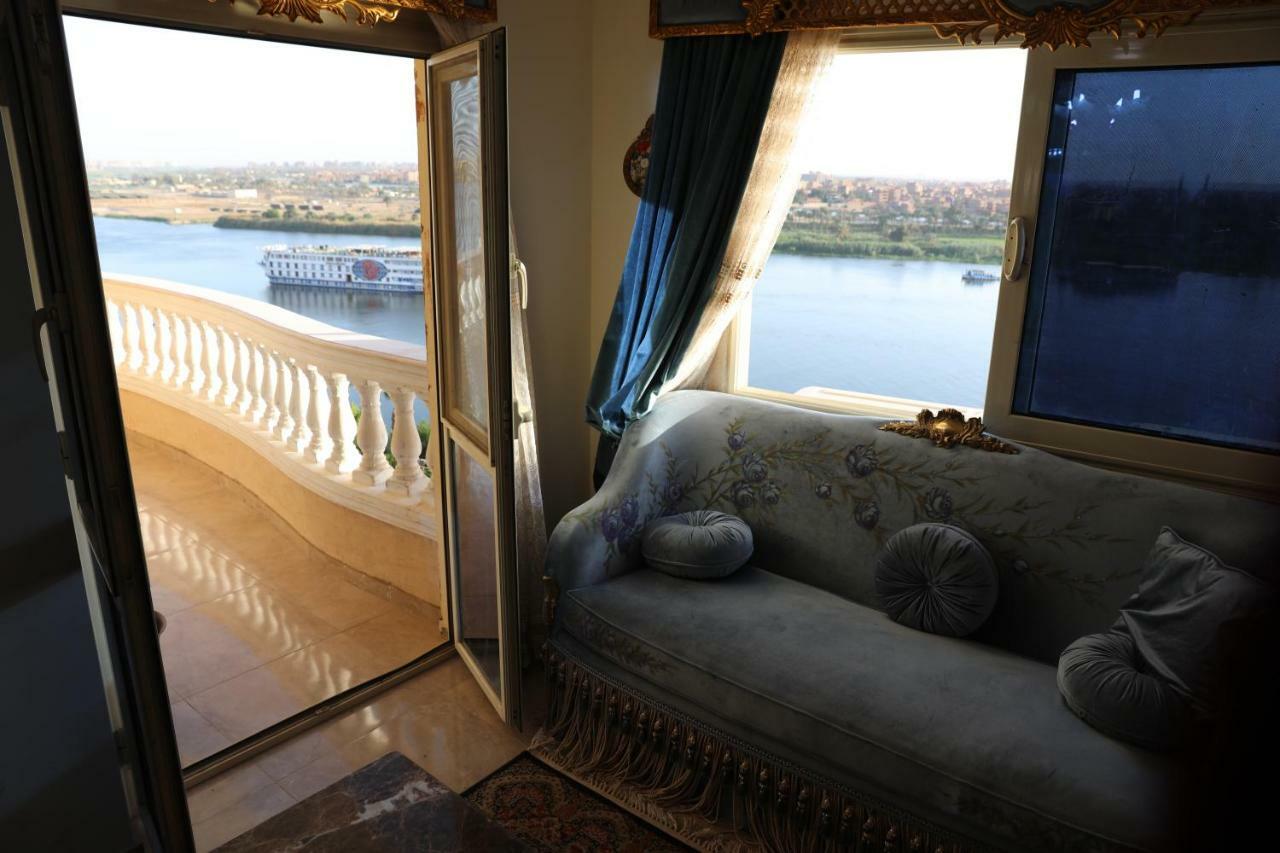 Maadi, Direct Nile River View From All Rooms Каир Экстерьер фото