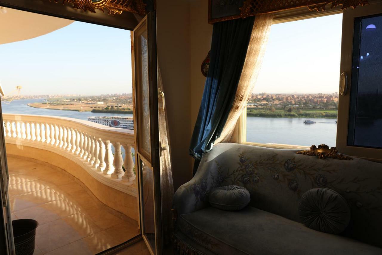 Maadi, Direct Nile River View From All Rooms Каир Экстерьер фото
