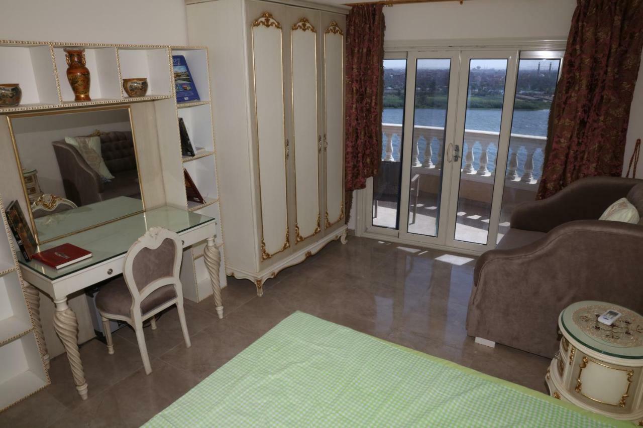 Maadi, Direct Nile River View From All Rooms Каир Экстерьер фото
